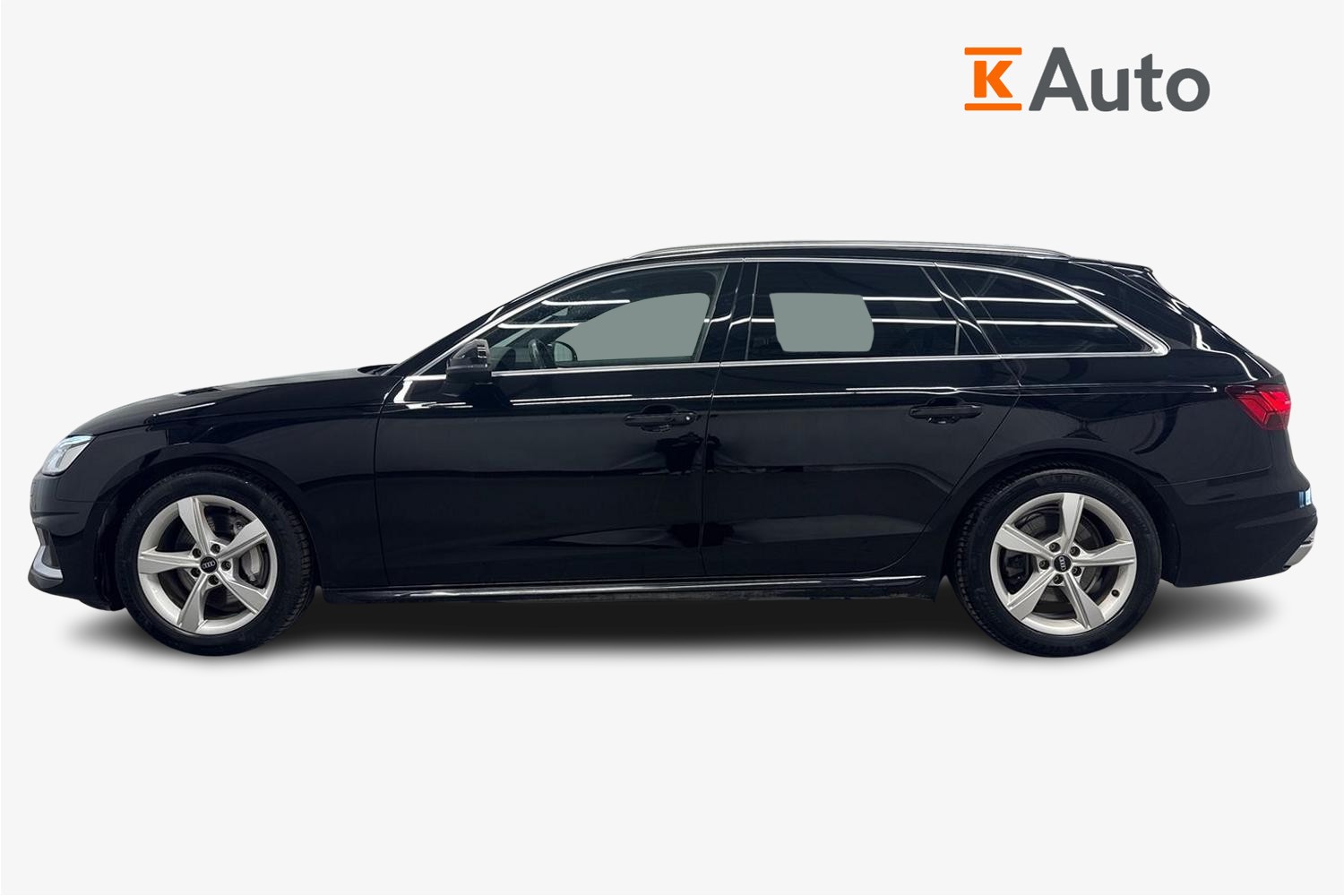 Audi A4 2022, kuva 5/24