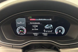 musta Audi A4 2022 kuva 20.