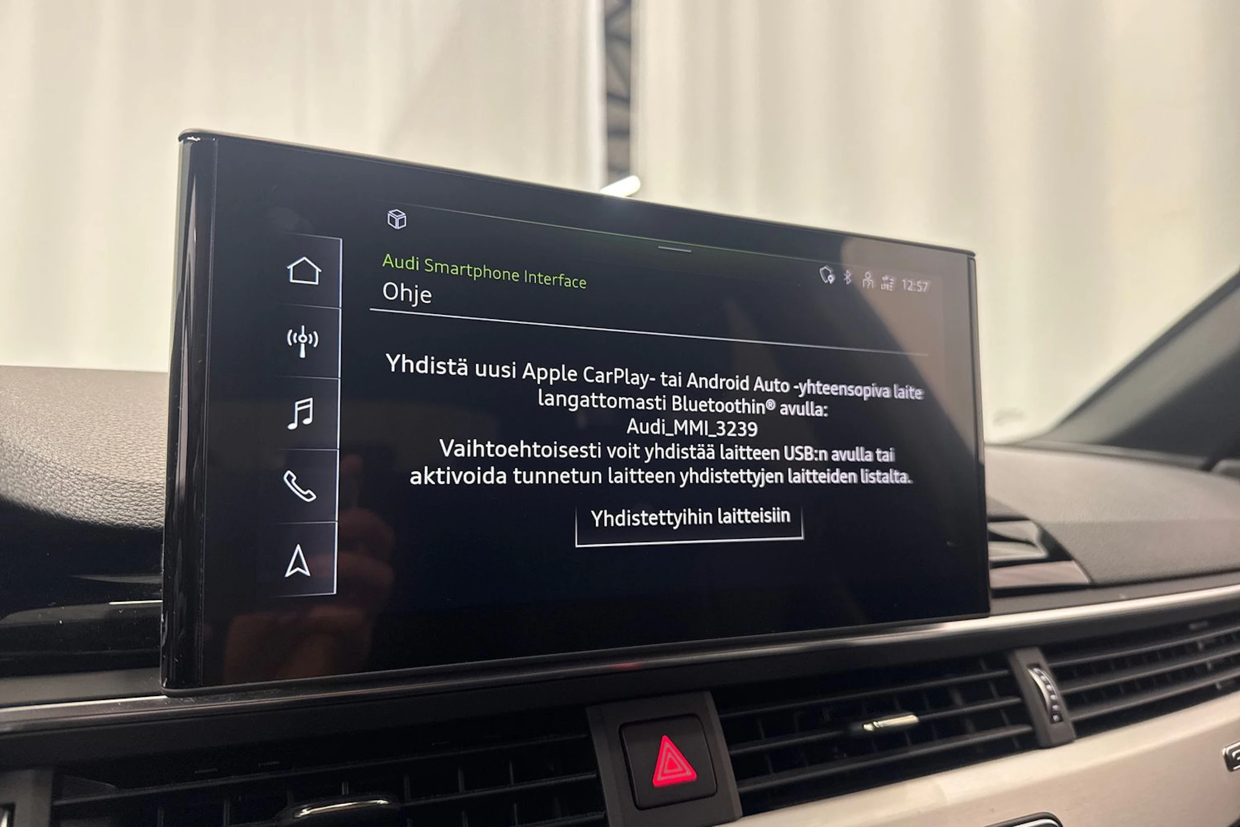musta Audi A4 2022 kuva 24.