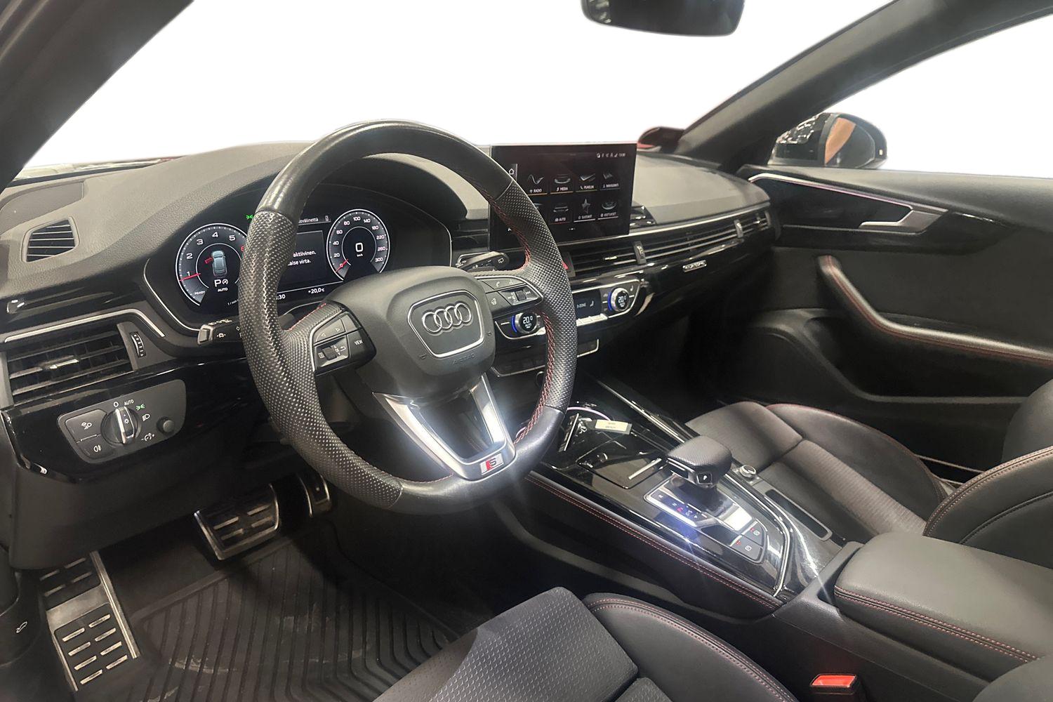 Audi A4 2022, photo 3/3