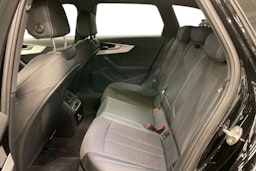 musta Audi A4 2022 kuva 8.