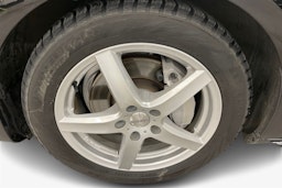 musta Audi A4 2022 kuva 9.