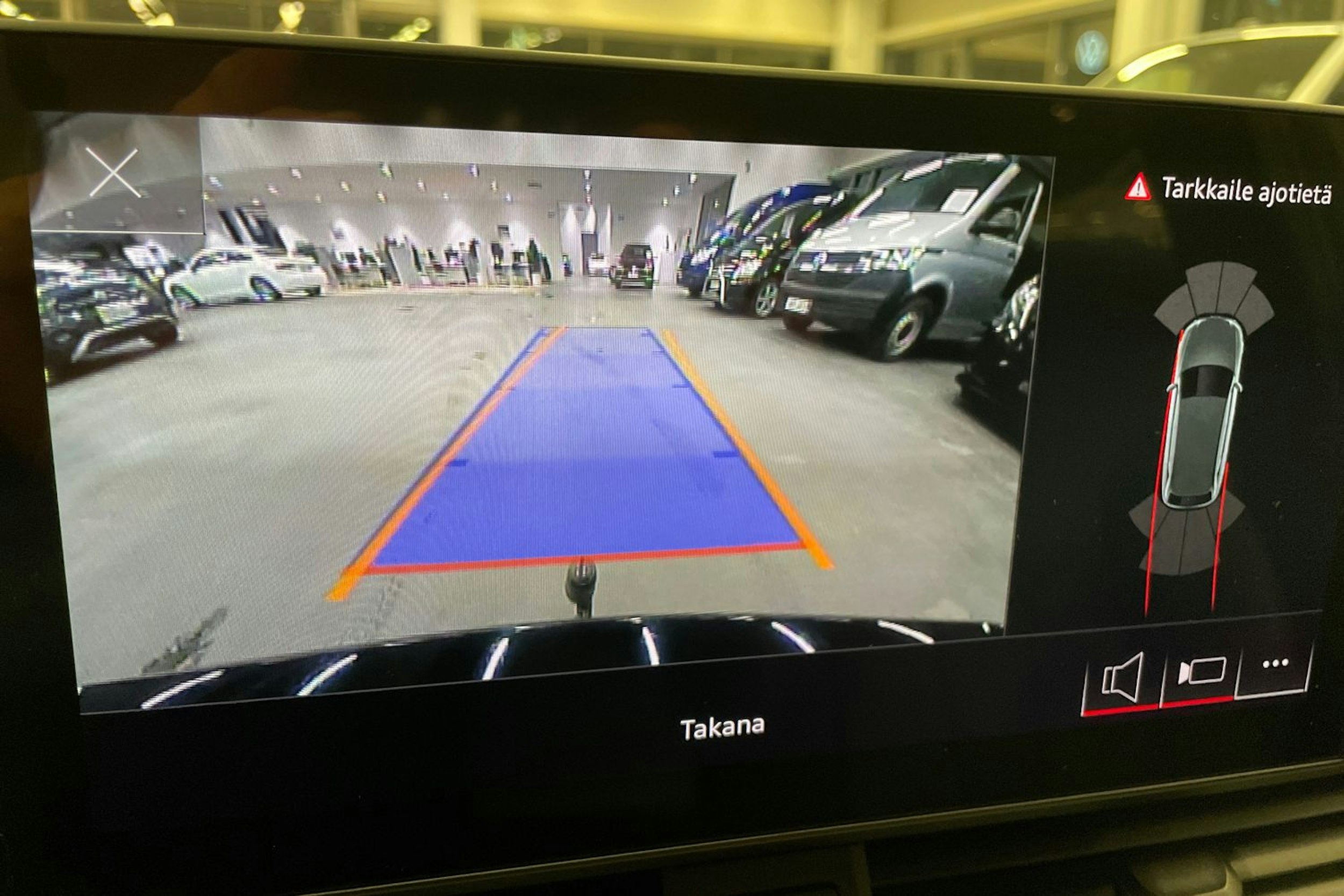 musta Audi A4 2022 kuva 20.