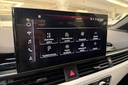musta Audi A4 2022 kuva 16.