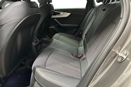 harmaa Audi A4 2022 kuva 10.