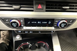 harmaa Audi A4 2022 kuva 20.