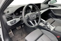 valkoinen Audi A4 2022 kuva 3.
