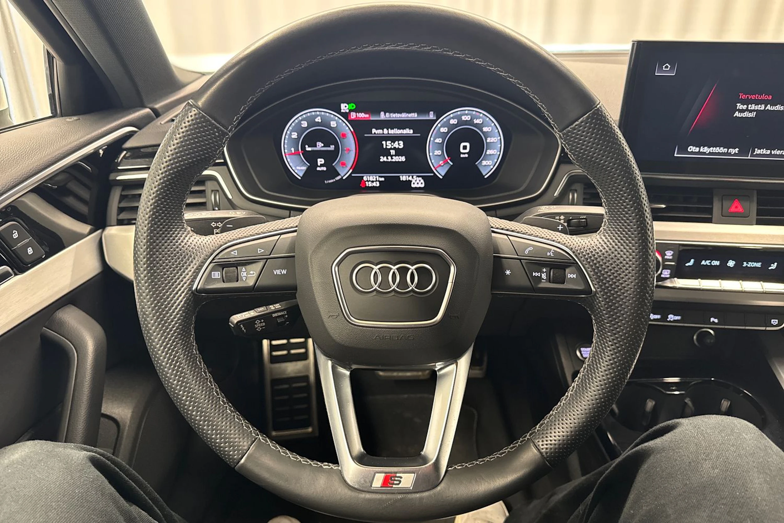 valkoinen Audi A4 2022 kuva 11.