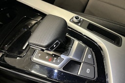valkoinen Audi A4 2022 kuva 27.