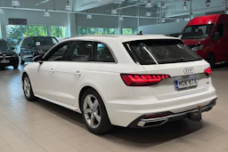 valkoinen Audi A4 2022 kuva 25.