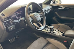 valkoinen Audi A4 2022 kuva 3.