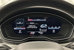valkoinen Audi A4 2022 kuva 20.