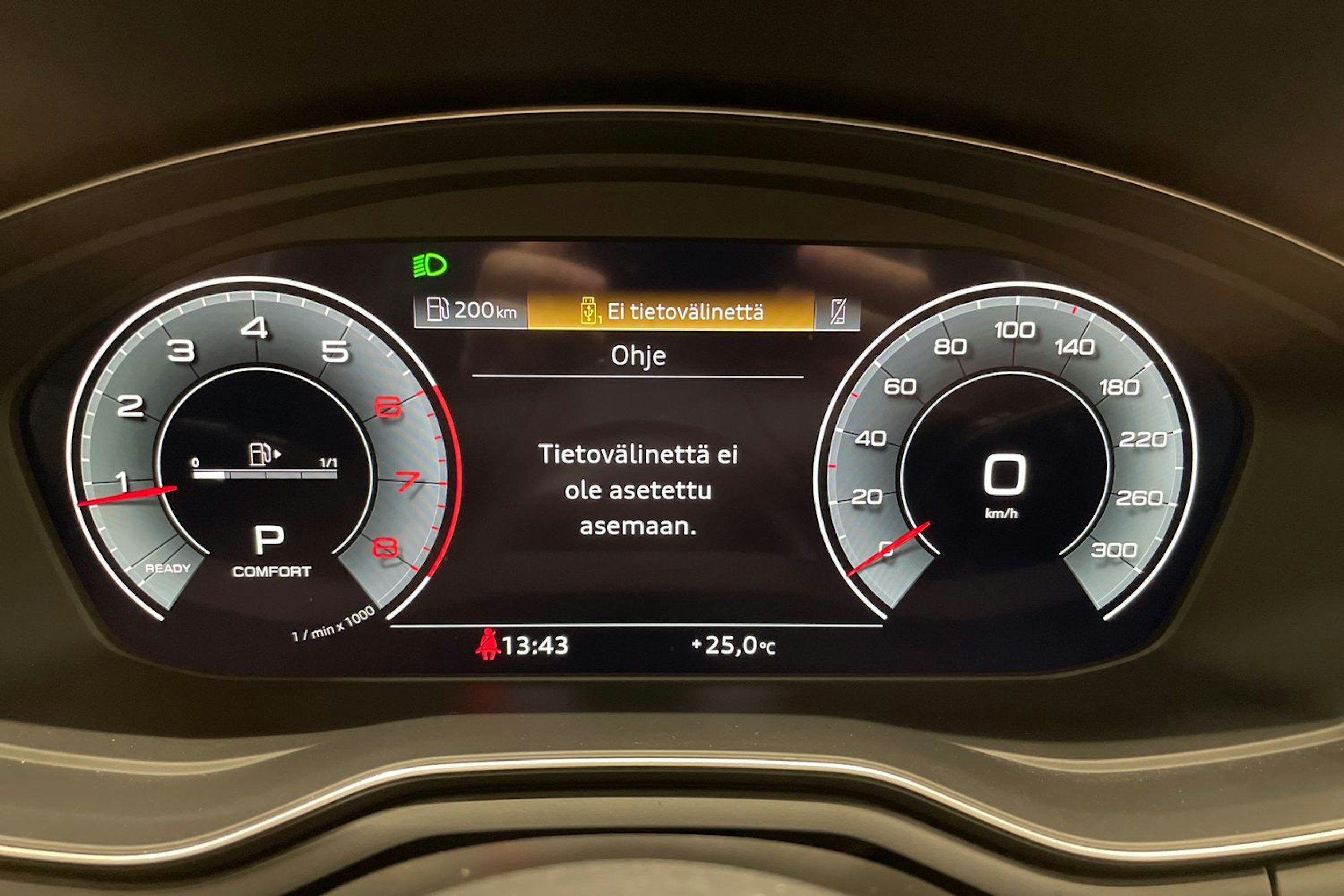 met. vihreä Audi A4 2022 kuva 16.