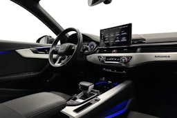 musta Audi A4 2023 kuva 9.