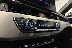 musta Audi A4 2023 kuva 21.