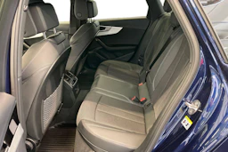 Sininen Audi A4 2022 kuva 8.