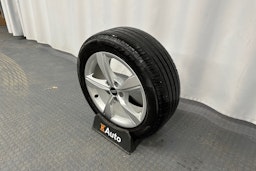 musta Audi A4 2022 kuva 13.