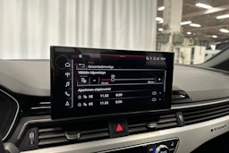 musta Audi A4 2022 kuva 22.