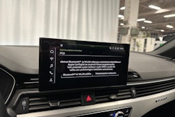 musta Audi A4 2022 kuva 25.