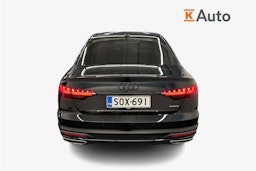 Musta Audi A4 2022 kuva 3.