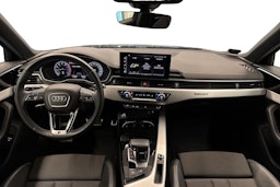 Musta Audi A4 2022 kuva 9.