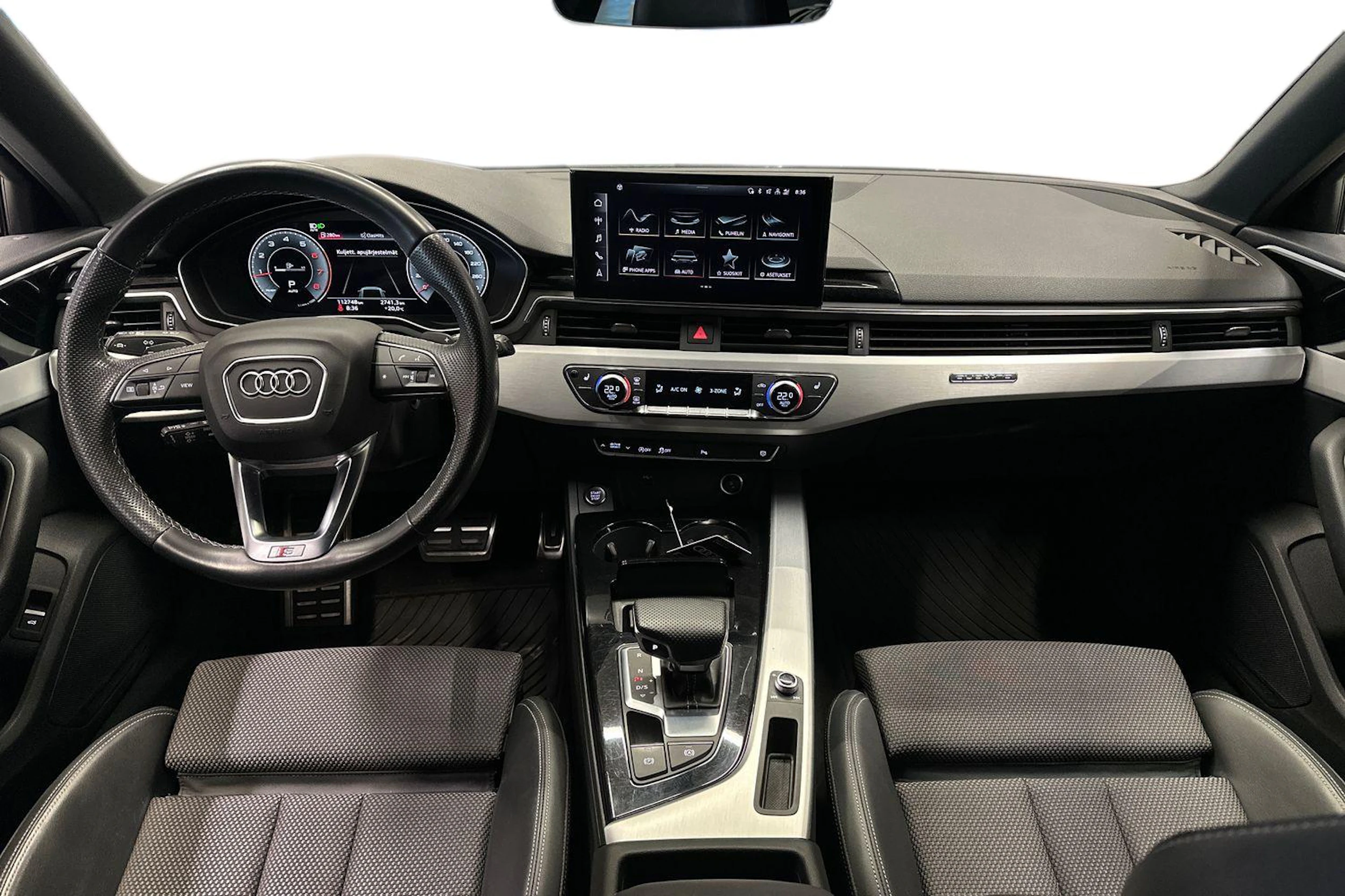 valkoinen Audi A4 2022 kuva 9.