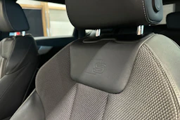 valkoinen Audi A4 2022 kuva 18.