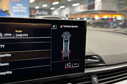 valkoinen Audi A4 2022 kuva 22.