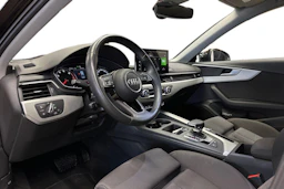musta Audi A4 2022 kuva 8.