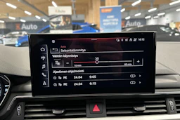 musta Audi A4 2022 kuva 17.