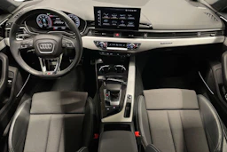 Musta Audi A4 2022 kuva 7.