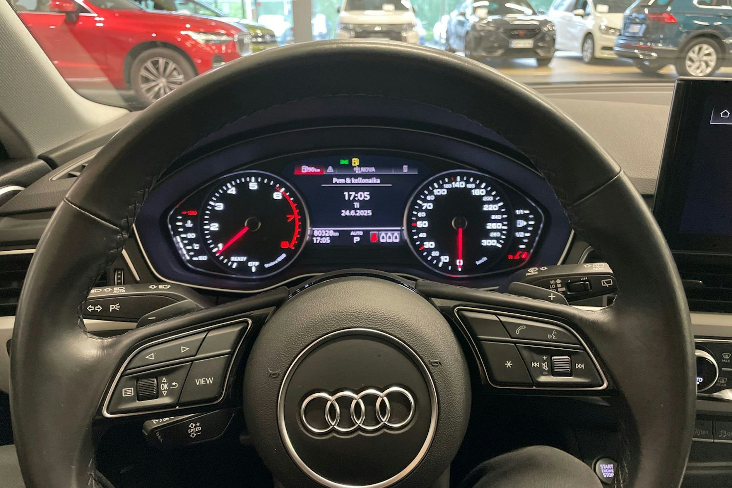valkoinen Audi A4 2022 kuva 16.