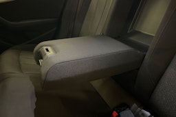 valkoinen Audi A4 2022 kuva 23.