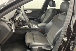 musta Audi A4 2022 kuva 12.