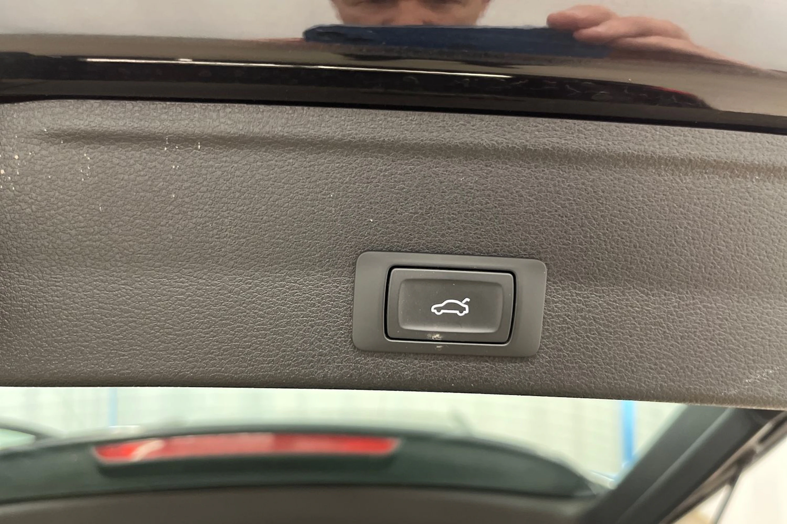 musta Audi A4 2022 kuva 23.