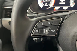 musta Audi A4 2022 kuva 12.