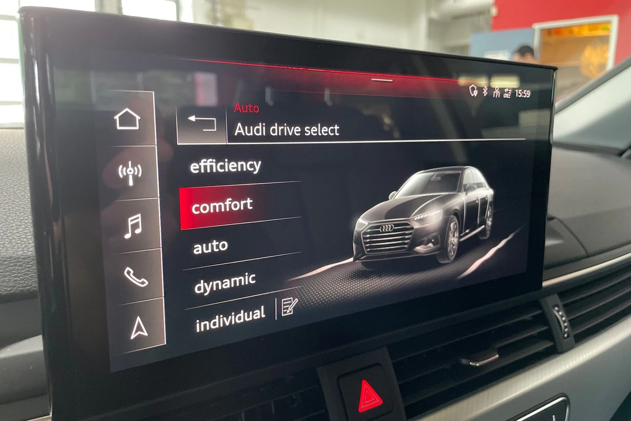 musta Audi A4 2022 kuva 20.