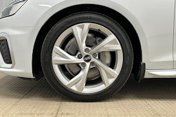 valkoinen Audi A4 2023 kuva 9.