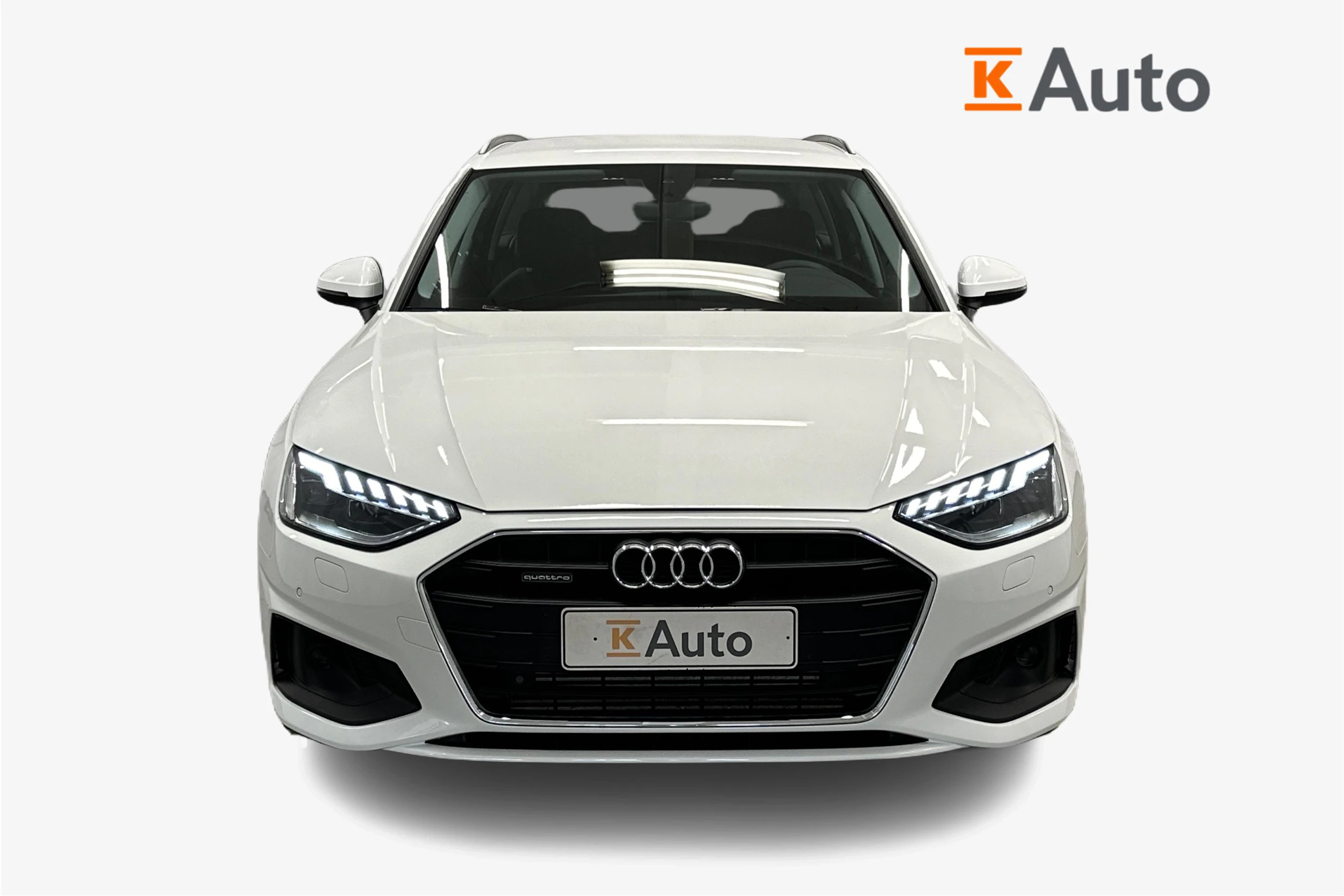 valkoinen Audi A4 2023 kuva 4.
