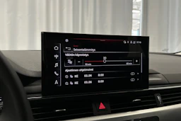 valkoinen Audi A4 2023 kuva 15.
