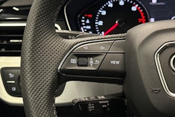 musta Audi A4 2023 kuva 17.