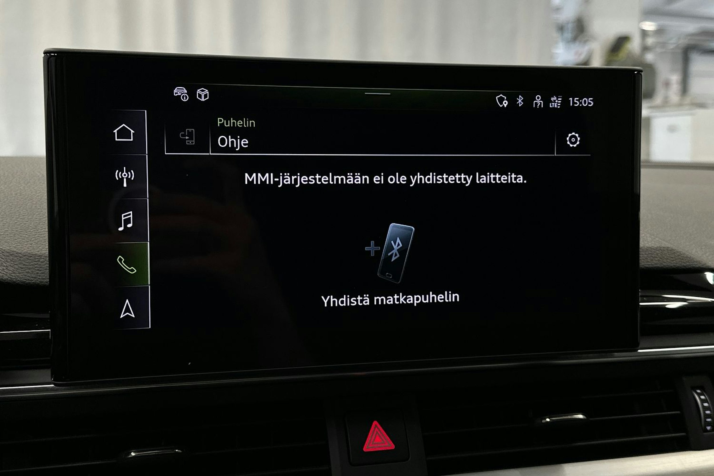 musta Audi A4 2023 kuva 28.