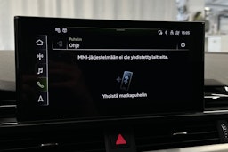 musta Audi A4 2023 kuva 28.