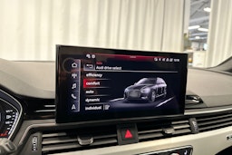 sininen Audi A4 2023 kuva 17.