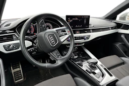 Musta Audi A4 2023 kuva 3.