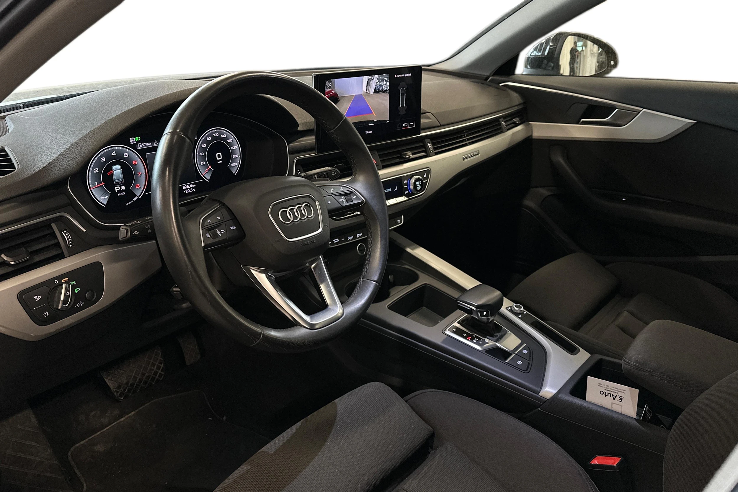 musta Audi A4 2023 kuva 3.