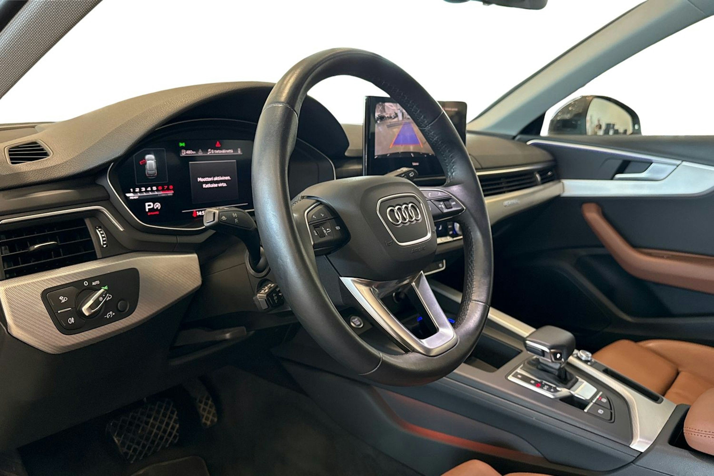 harmaa Audi A4 2023 kuva 6.