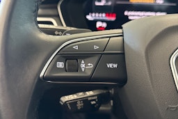 harmaa Audi A4 2023 kuva 12.