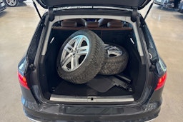 harmaa Audi A4 2023 kuva 23.
