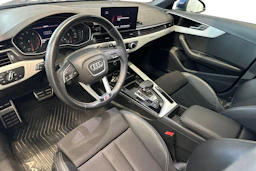 Sininen Audi A4 2023 kuva 3.